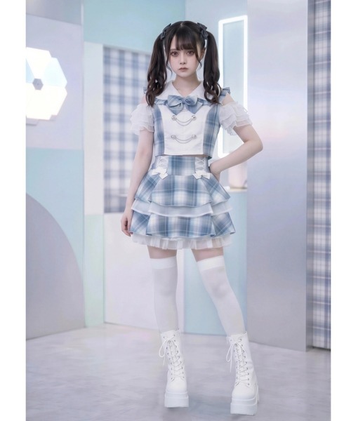 ililil(イルイルイル)の「『ililil/イルイルイル』【いるるん学園~セーラーセットアップ~】チェック切り替え肩開き半袖セーラーセットアップ(ワンピース・レディース・ブラック/ホワイト・FREE)」の4枚目の写真