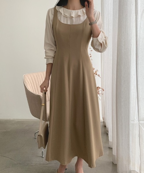 ECLIN(エクラン)の「タックAラインノースーリブフレアワンピース(ワンピース・レディース・ベージュ/ブラック・S/M/L/XL)」の22枚目の写真