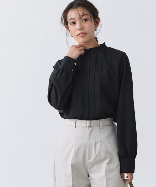 Pierrot（ピエロ）の「フリルネックタックTブラウス（シャツ/ブラウス・レディース・ネイビー/オフホワイト/グレー/ブルー/ブラック/ベージュ/ライトブルー・M/L）」の16枚目の写真