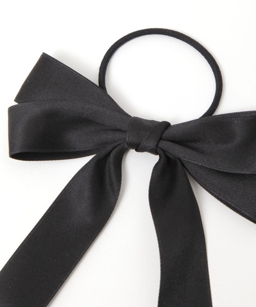 repipi armario（レピピ アルマリオ）の「マットサテンWリボンポニー（ヘアゴム・キッズ・アイボリー/ブラック/ベージュ/グレー・FREE）」の9枚目の写真