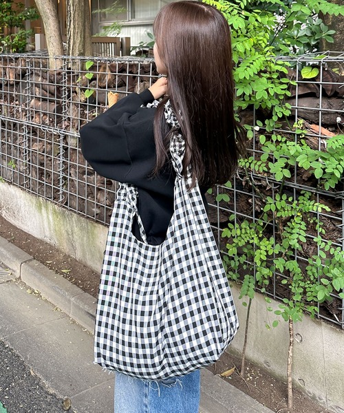 【インフルエンサーyuiさんコラボ】ラウンドキャンバストートバッグ yuiさんコラボ ] 選べる2タイプトートバッグ（トートバッグ