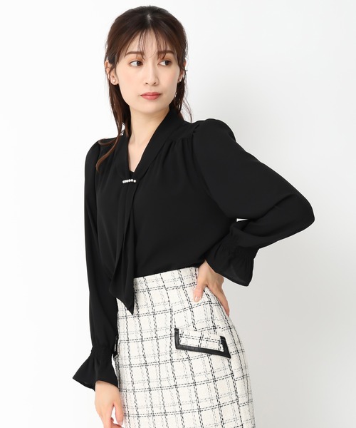 MISCH MASCH(ミッシュマッシュ)の「パールボウタイブラウス/MM438112(シャツ/ブラウス・レディース・ホワイト/ベージュ/ブラック・フリ-)」の7枚目の写真