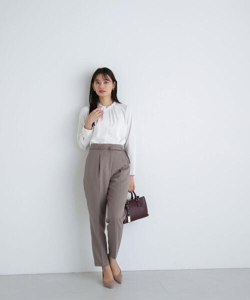 NATURAL BEAUTY BASIC（ナチュラルビューティーベーシック）の「◇フロントタックブラウス（シャツ/ブラウス・レディース・ベージュ/オフホワイト/ダークブラウン・SMALL/MEDIUM）」の11枚目の写真