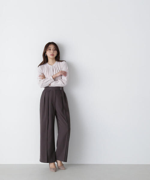 NATURAL BEAUTY BASIC（ナチュラルビューティーベーシック）の「◇フロントタックブラウス（シャツ/ブラウス・レディース・ベージュ/オフホワイト/ダークブラウン・SMALL/MEDIUM）」の18枚目の写真