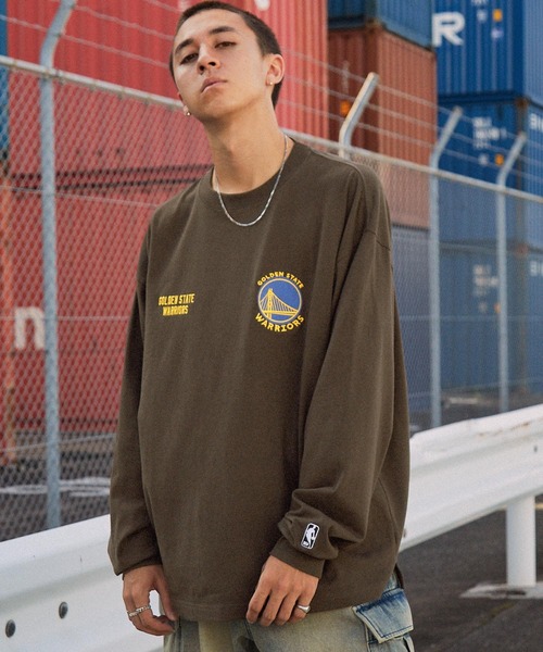 NBAチームロゴ刺繍Tシャツ Lサイズ ネイビー FREAK'S STORE 別注NBAチームロゴ ランダムワッペンTEE M ビッグ