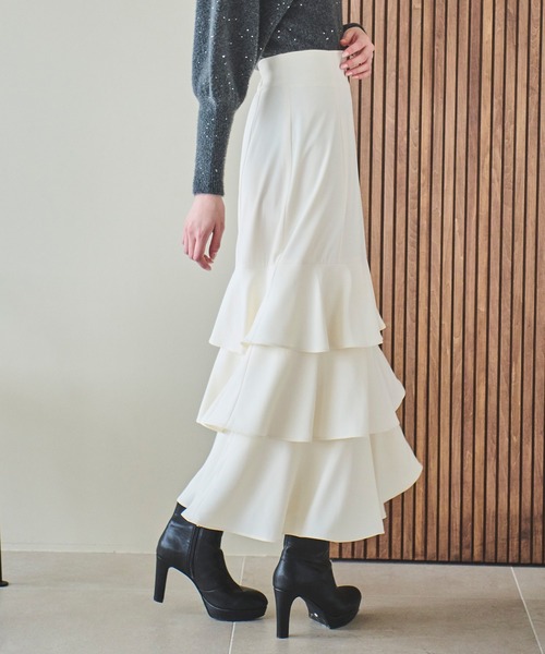 31 Sons de mode（トランテアン　ソン　ドゥ　モード）の「ティアードマーメイドスカート（スカート・レディース・ブラウン/クリーム/サックスブルー・36/38）」の19枚目の写真