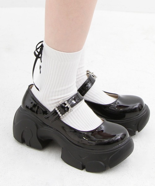 DearMyLoveRose（ディアマイラブローズ）の「厚底ボリュームビジューバックルパンプス（パンプス・レディース・オフホワイト/ブラック系その他/ブラック/ブラウン・22.5cm/23cm/23.5cm/24cm/24.5cm/25cm/22.5㎝/23.0cm/24.0cm/24.5㎝/25.0cm）」の4枚目の写真