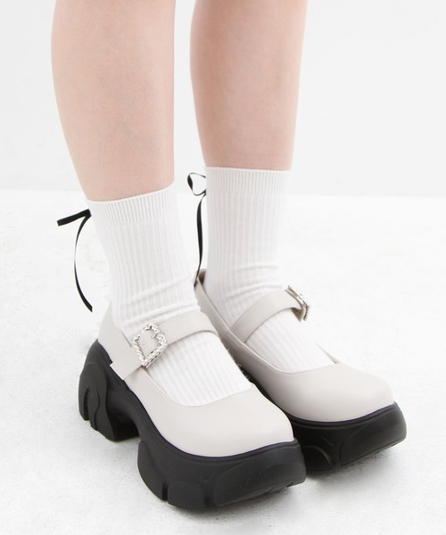 DearMyLoveRose（ディアマイラブローズ）の「厚底ボリュームビジューバックルパンプス（パンプス・レディース・オフホワイト/ブラック系その他/ブラック/ブラウン・22.5cm/23cm/23.5cm/24cm/24.5cm/25cm/22.5㎝/23.0cm/24.0cm/24.5㎝/25.0cm）」の2枚目の写真