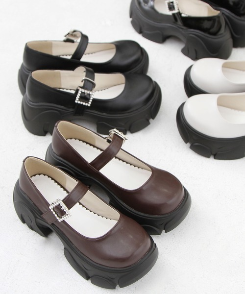 DearMyLoveRose（ディアマイラブローズ）の「厚底ボリュームビジューバックルパンプス（パンプス・レディース・オフホワイト/ブラック系その他/ブラック/ブラウン・22.5cm/23cm/23.5cm/24cm/24.5cm/25cm/22.5㎝/23.0cm/24.0cm/24.5㎝/25.0cm）」の6枚目の写真