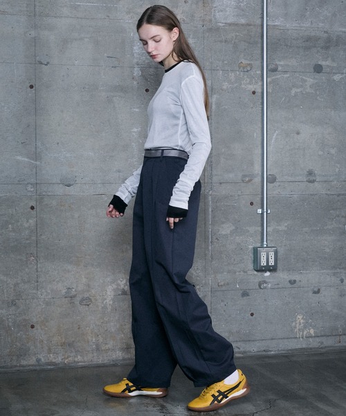 le ELMi（ルエルミ）の「Neck design sheer long tee / ダブルリブデザイン シアーロングTシャツ（Tシャツ/カットソー・レディース・チャコールグレー/ライトイエロー/オフホワイト/ブラック・FREE）」の20枚目の写真