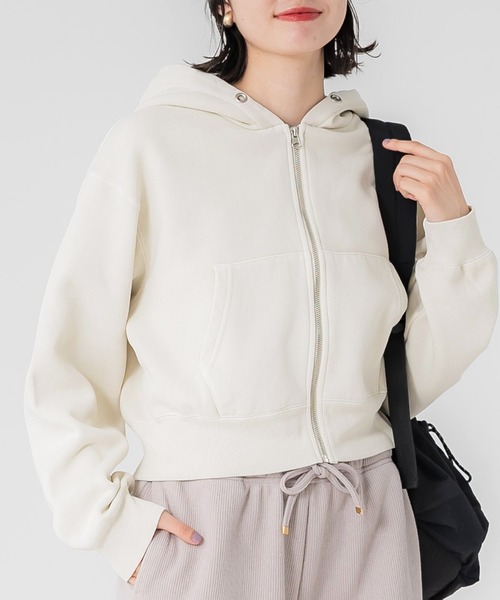 coca(coca)(コカ)の「ピグメント加工 ジップパーカー(パーカー・レディース・アイボリー/ブラック・L/M)」の2枚目の写真