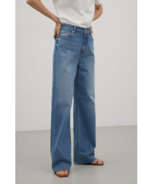 crie conforto（クリーコンフォルト）の「ストレートワイドデニム（デニムパンツ・レディース・ライトブラック/ライトブルー・SMALL/MEDIUM）」の13枚目の写真