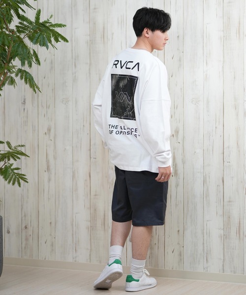 RVCA(ルーカ)の「RVCA/ルーカ ロンTee/長袖Tシャツ ボックスロゴ オーバーサイズ ユニセックス BF041-153(Tシャツ/カットソー・メンズ・ホワイト/ベージュ/ブラック・L/S/M)」の9枚目の写真