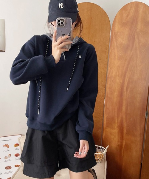 aimoha（アイモハ）の「裏起毛ヘンリーネックプルオーバーパーカー (AW)（パーカー・レディース・オフホワイト/ブラック/ダークグレー/ネイビー/ワインレッド・FREE）」の4枚目の写真