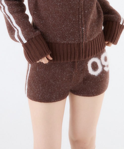 FCMM(エフシーエムエム)の「【新色追加】KNIT SHORT PANTS/ニットショートパンツ(その他パンツ・レディース・ネイビー/アイボリー/グレー/ブラウン・MEDIUM/SMALL)」の13枚目の写真