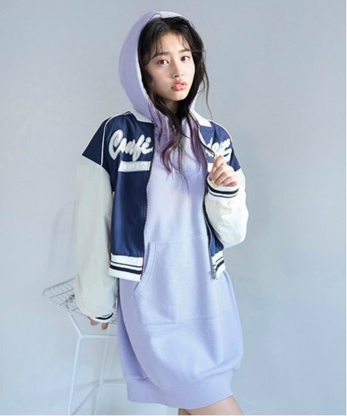 LOVETOXIC（ラブトキシック）の「【GOODPRICE】サガラワンポパーカワンピース（ワンピース・キッズ・ホワイト系その他/ピンク/ブラック/サックスブルー・S:140cm/L:160cm/M:150cm）」の22枚目の写真