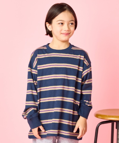 Auntie Rosa Holiday（アンティローザホリデー）の「オーバーサイズボーダーロンTEE（Tシャツ/カットソー・キッズ・ネイビー/ブラック/オフホワイト/チャコールグレー/ダークグリーン・130/140/150/160）」の14枚目の写真