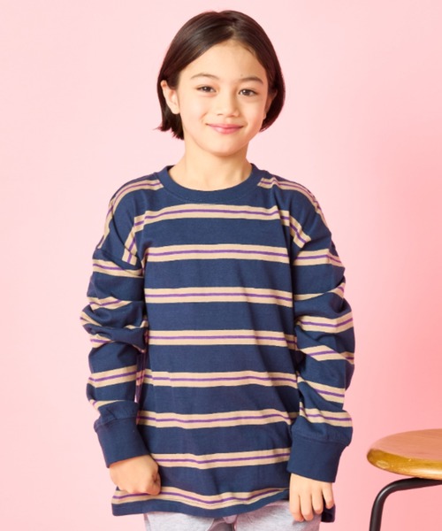 Auntie Rosa Holiday（アンティローザホリデー）の「オーバーサイズボーダーロンTEE（Tシャツ/カットソー・キッズ・ネイビー/ブラック/オフホワイト/チャコールグレー/ダークグリーン・130/140/150/160）」の13枚目の写真