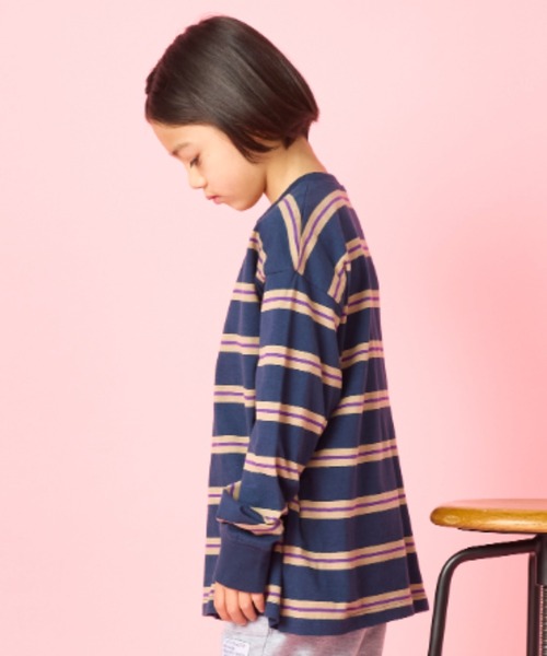 Auntie Rosa Holiday（アンティローザホリデー）の「オーバーサイズボーダーロンTEE（Tシャツ/カットソー・キッズ・ネイビー/ブラック/オフホワイト/チャコールグレー/ダークグリーン・130/140/150/160）」の15枚目の写真