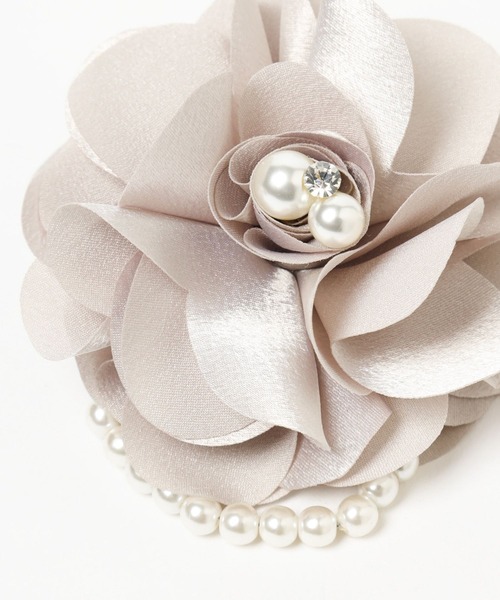 Elura（エルーラ）の「＜2025ceremony＞アソートコサージュ/286330（ブローチ/コサージュ・レディース・クリーム/グレイッシュベージュ/グレー/ブルー・ONE SIZE）」の9枚目の写真