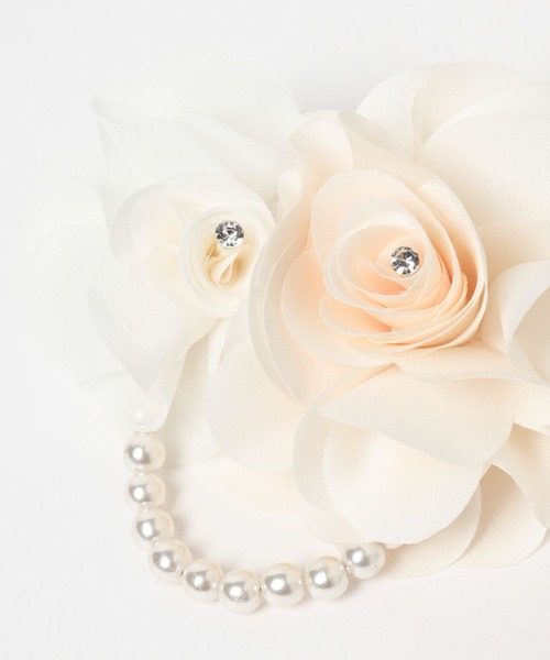 Elura（エルーラ）の「＜2025ceremony＞アソートコサージュ/286330（ブローチ/コサージュ・レディース・クリーム/グレイッシュベージュ/グレー/ブルー・ONE SIZE）」の12枚目の写真