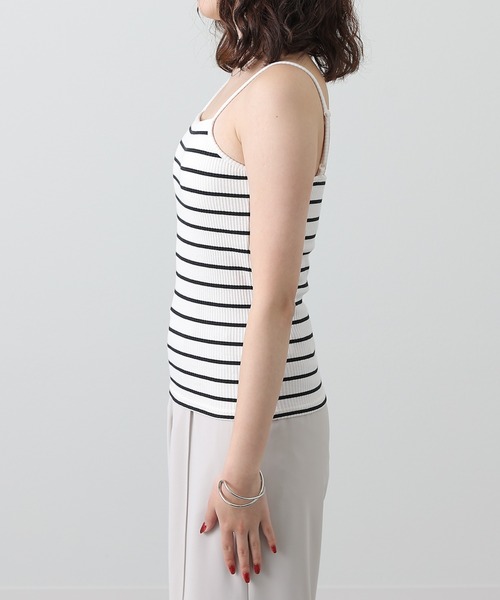 COLONY 2139(コロニートゥーワンスリーナイン)の「カップ付テレコリブボーダースクエアキャミソール(キャミソール・レディース・アイボリー・SMALL/MEDIUM/LARGE)」の12枚目の写真