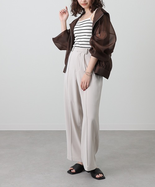 COLONY 2139(コロニートゥーワンスリーナイン)の「カップ付テレコリブボーダースクエアキャミソール(キャミソール・レディース・アイボリー・SMALL/MEDIUM/LARGE)」の8枚目の写真