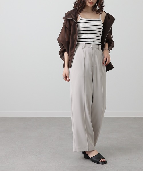 COLONY 2139(コロニートゥーワンスリーナイン)の「カップ付テレコリブボーダースクエアキャミソール(キャミソール・レディース・アイボリー・SMALL/MEDIUM/LARGE)」の9枚目の写真