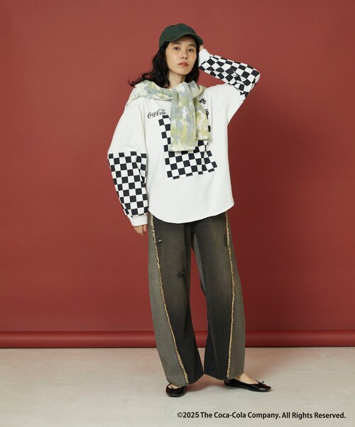 Freada（フリーダ）の「Freada/フリーダ Coca-Cola/コカ・コーラ ヘンリーネックTシャツ（Tシャツ/カットソー・レディース・ライトグレー/オフホワイト・ﾌﾘ-）」の8枚目の写真