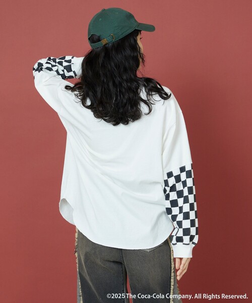 Freada（フリーダ）の「Freada/フリーダ Coca-Cola/コカ・コーラ ヘンリーネックTシャツ（Tシャツ/カットソー・レディース・ライトグレー/オフホワイト・ﾌﾘ-）」の17枚目の写真