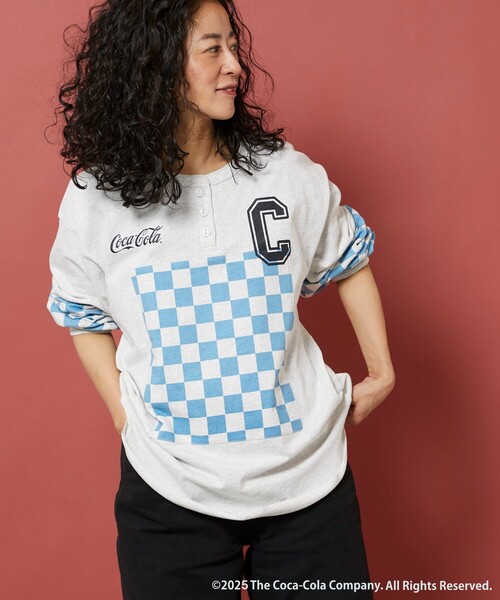 Freada（フリーダ）の「Freada/フリーダ Coca-Cola/コカ・コーラ ヘンリーネックTシャツ（Tシャツ/カットソー・レディース・ライトグレー/オフホワイト・ﾌﾘ-）」の22枚目の写真
