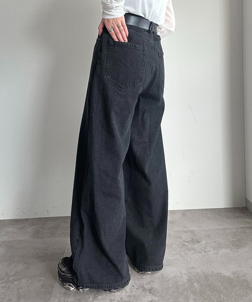 apres jour mignon（アプレジュールミニョン）の「タックワイドデニム（デニムパンツ・レディース・ブルー系その他/パープル/ブラック系その他/ブルー系その他2・X-LARGE/LARGE/SMALL/MEDIUM）」の7枚目の写真
