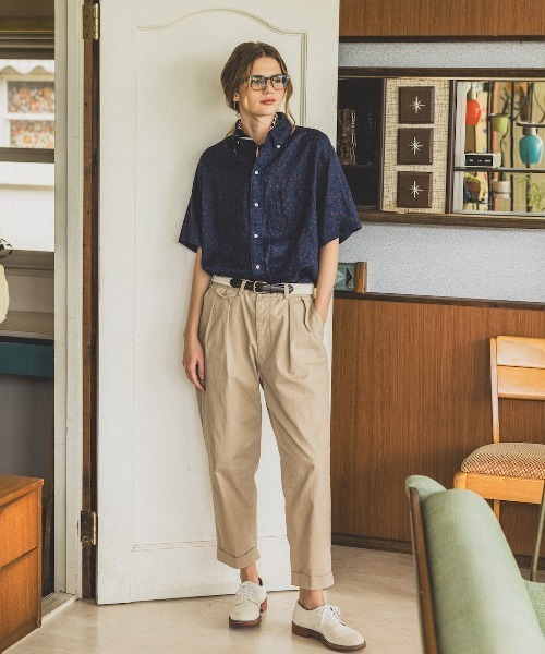 BEAMS PLUS（ビームスプラス）の「リネン プリント ボタンダウン シャツ クラシック フィット（シャツ/ブラウス・メンズ・イエロー系その他6/グリーン/ネイビー・M/L/S）」の6枚目の写真
