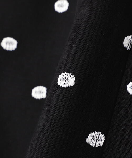 NATURAL BEAUTY BASIC（ナチュラルビューティーベーシック）の「◇【BLANC】ドット刺繍キャミビスチェ（キャミソール・レディース・グレー系その他/ブラック系その他・FREE）」の12枚目の写真