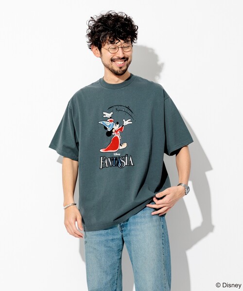 FREAK'S STORE（フリークスストア）の「DISNEY/ディズニー/『ファンタジア』/魔法/ミッキーマウス/フロッキープリント クルーネックTシャツ/リラックスフィット（Tシャツ/カットソー・メンズ・ブラック/グリーン/ホワイト・LARGE/MEDIUM）」の15枚目の写真