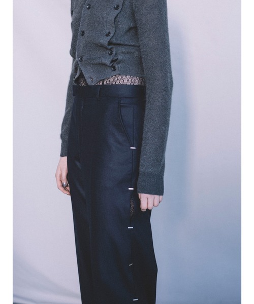 JOHN LAWRENCE SULLIVAN(ジョンローレンスサリバン)の「MELTON METAL LINE WIDE TROUSERS(スラックス・レディース・ネイビー・X-SMALL)」の3枚目の写真