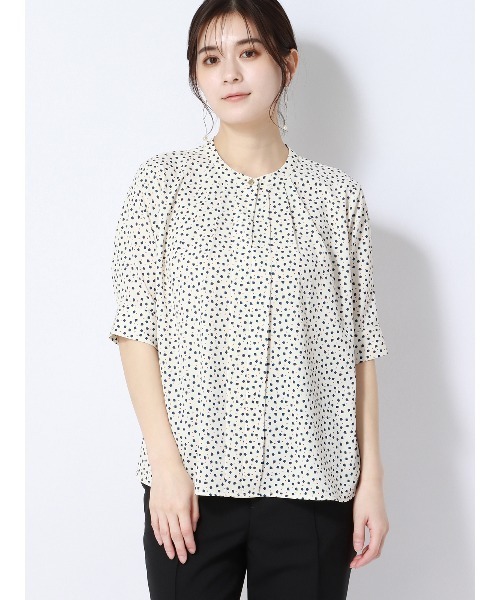 SUIT SQUARE（スーツスクエア）の「フロントタックブラウス 5分袖 ウォッシャブル ライトクロスストレッチ（シャツ/ブラウス・レディース・ホワイト系2/ホワイト系1/イエロー系・38(9号)/40(11号)）」の3枚目の写真