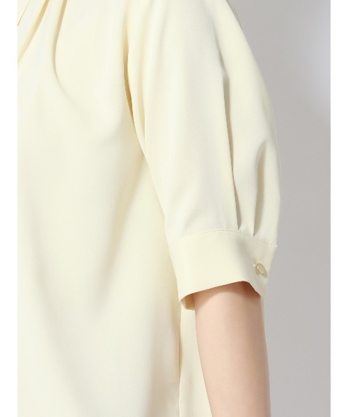 SUIT SQUARE（スーツスクエア）の「フロントタックブラウス 5分袖 ウォッシャブル ライトクロスストレッチ（シャツ/ブラウス・レディース・ホワイト系2/ホワイト系1/イエロー系・38(9号)/40(11号)）」の9枚目の写真