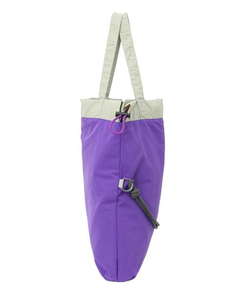 Samansa Mos2 blue（サマンサモスモスブルー）の「2WAY配色ナイロントート（ハンドバッグ・レディース・パープル/グレー/ブラック・F）」の6枚目の写真