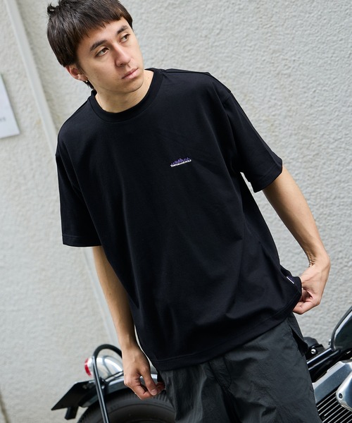 THOUSAND MILE(サウザンドマイル)の「THOUSAND MILE/サウザンドマイル SHORT SLEEVE PRINT TEE LOGO Tシャツ(Tシャツ/カットソー・メンズ・ブラック・L/M/S)」の20枚目の写真