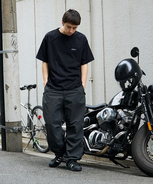 THOUSAND MILE(サウザンドマイル)の「THOUSAND MILE/サウザンドマイル SHORT SLEEVE PRINT TEE LOGO Tシャツ(Tシャツ/カットソー・メンズ・ブラック・L/M/S)」の12枚目の写真