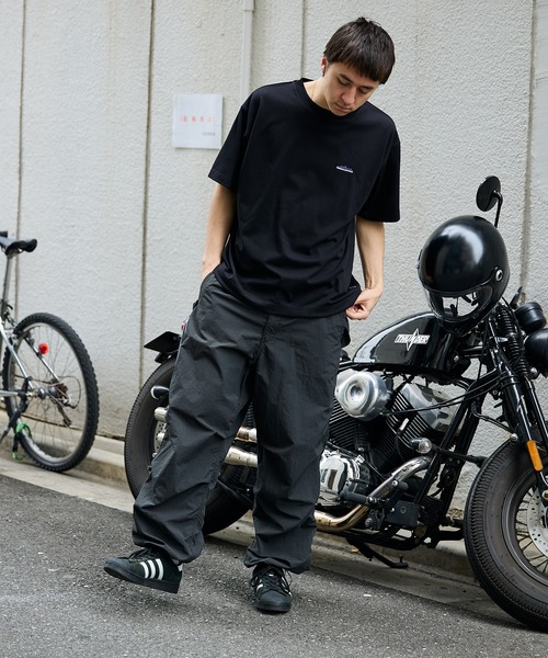 THOUSAND MILE(サウザンドマイル)の「THOUSAND MILE/サウザンドマイル SHORT SLEEVE PRINT TEE LOGO Tシャツ(Tシャツ/カットソー・メンズ・ブラック・L/M/S)」の11枚目の写真