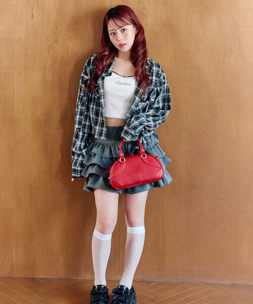 OLIVE des OLIVE（オリーブデオリーブ）の「リボンリボンクロップドシャツ（シャツ/ブラウス・レディース・ブラック/レッド/オフホワイト/ブルー・FREE）」の11枚目の写真