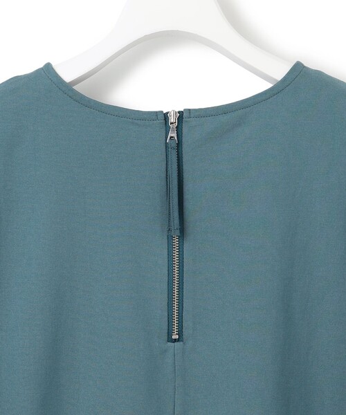 J.PRESS YORK STREET(ジェイプレスヨークストリート)の「【WOMEN】ツイストスリーブジャージ プルオーバー(Tシャツ/カットソー・レディース・ホワイト系/ライトグリーン系/ネイビー系/ピーコックグリーン系・F)」の17枚目の写真