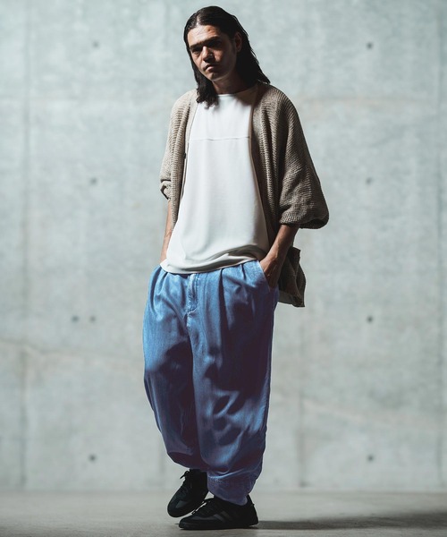 GLIMCLAP（グリムクラップ）の「mp13556-Color scheme design & balloon silhouette pants-light ounce denim-  デニムパンツ（デニムパンツ・メンズ・インディゴブルー・S/M/L）」の8枚目の写真