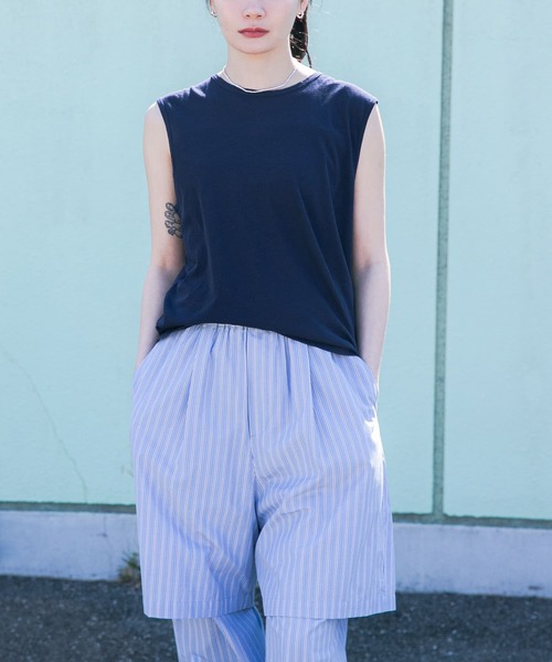 URBAN RESEARCH（アーバンリサーチ）の「new basic　ドライツイストノースリーブカットソー（Tシャツ/カットソー・レディース・ホワイト/ブラック/ネイビー・FREE）」の7枚目の写真