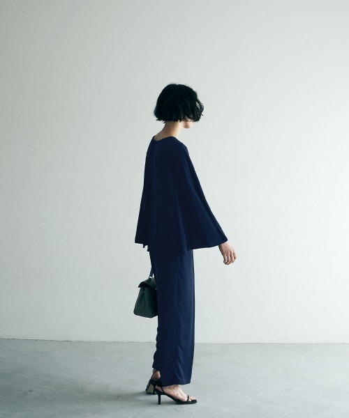 marjour（マージュール）の「MANTLE PANTS DRESS（サロペット/オーバーオール・レディース・ネイビー/ブラック・M/L）」の4枚目の写真
