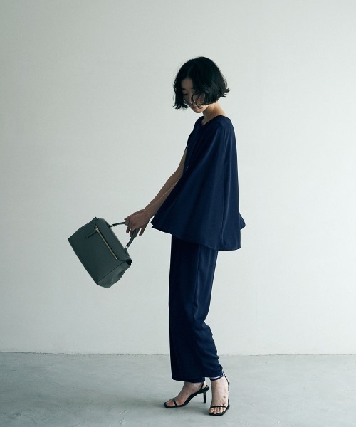 marjour（マージュール）の「MANTLE PANTS DRESS（サロペット/オーバーオール・レディース・ネイビー/ブラック・M/L）」の6枚目の写真