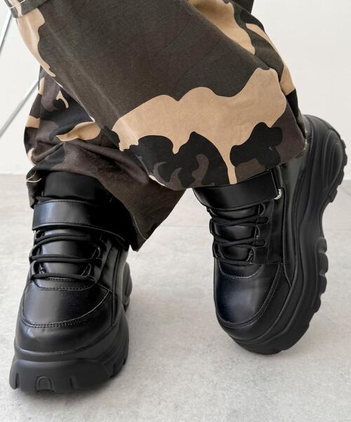 WEGO（ウィゴー）の「WEGO/【25年春夏新作】ハイカットベルト厚底スニーカー（スニーカー・レディース・ブラック/キャメル/ホワイト・MEDIUM/LARGE）」の2枚目の写真