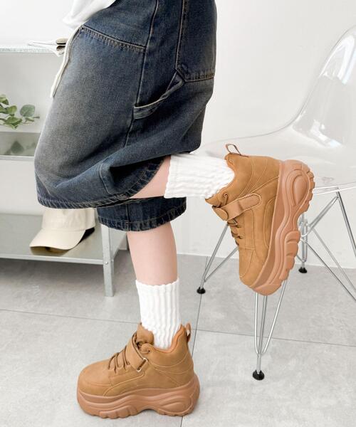 WEGO（ウィゴー）の「WEGO/【25年春夏新作】ハイカットベルト厚底スニーカー（スニーカー・レディース・ブラック/キャメル/ホワイト・MEDIUM/LARGE）」の16枚目の写真